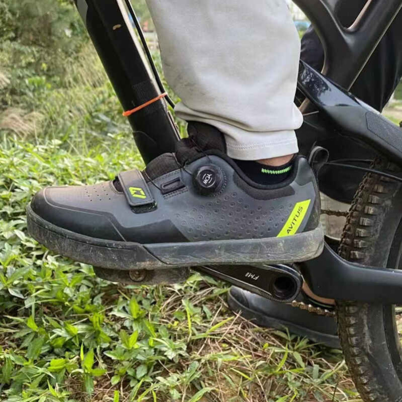 AVITUS Buty do rowerów górskic – Commuting On Mountain Bike recenzja i cena