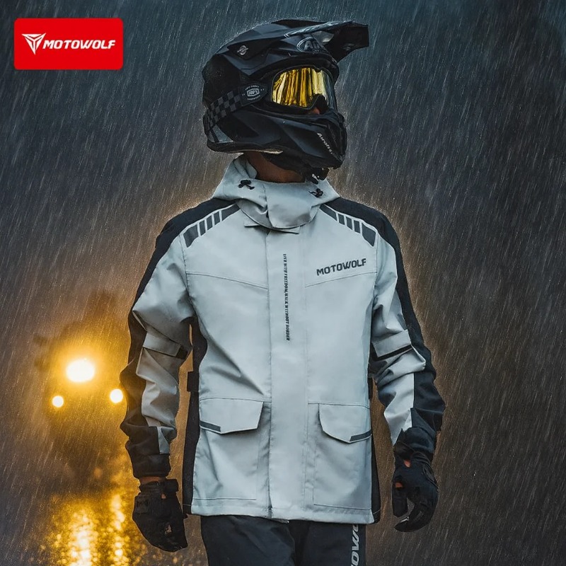 Kurtka motocyklowa odblaskowa  – Cycling Commuter Rain Jacket recenzja i cena